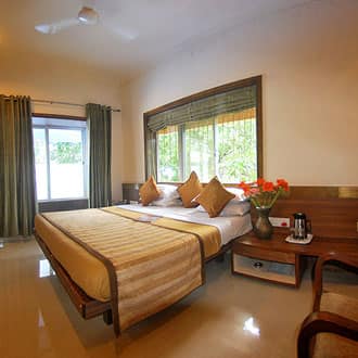 Chandralok Hotel, Lonavala 3